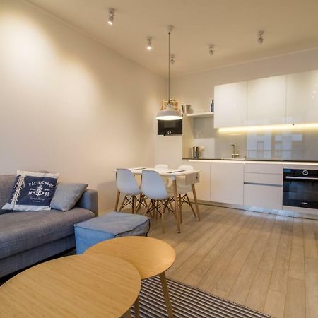 Nadmorski Dwor Wood Apartment Gdansk Exterior photo